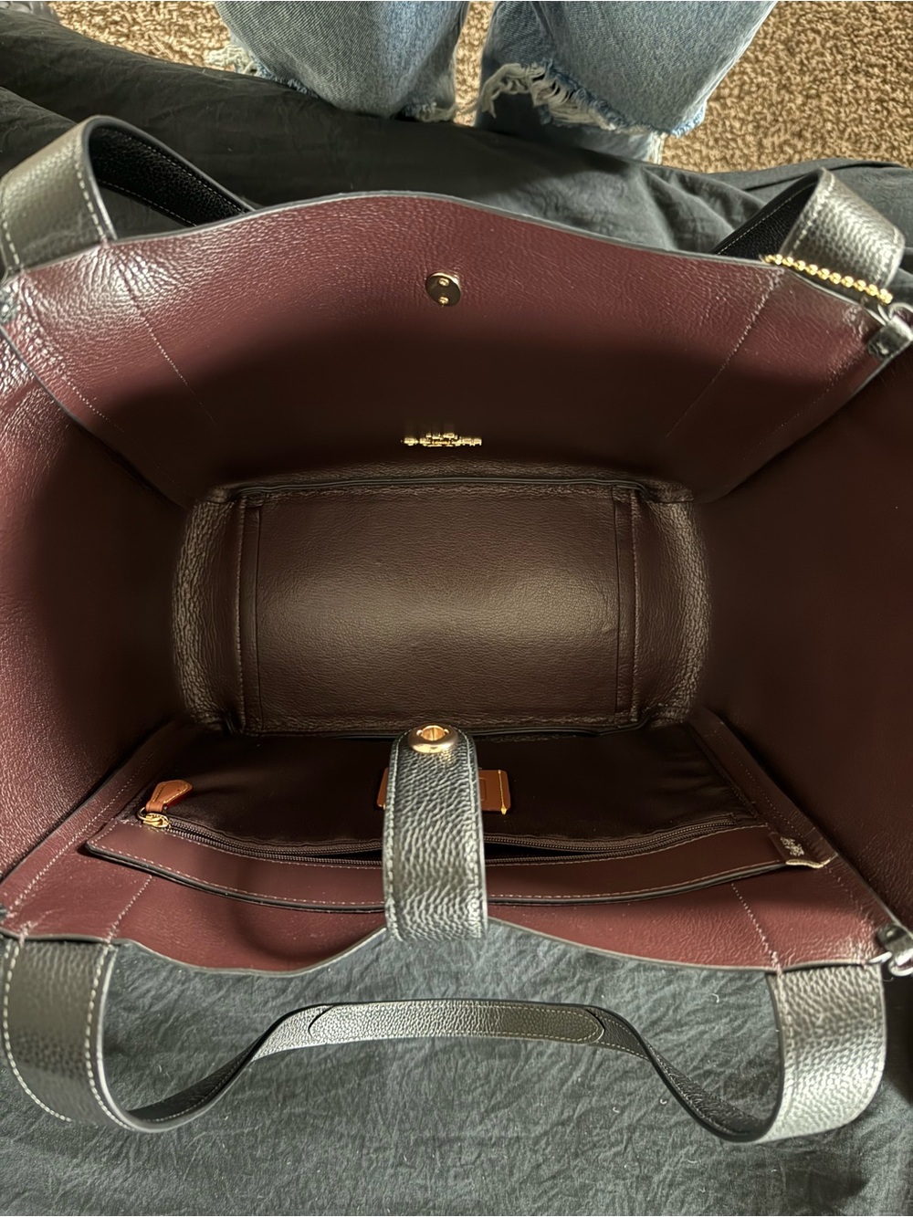 Coach Hadley tote w/ organizer - Picture 4 of 7